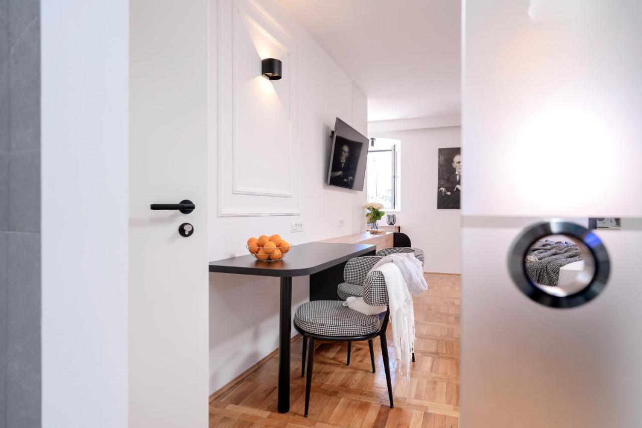 Fingerprint Central Apartment 5 Min From Center & Beach Хвар Екстер'єр фото